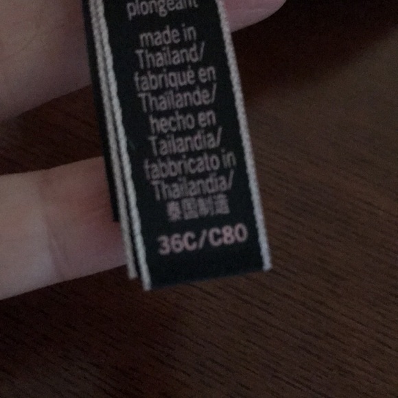 NWOT Victoria’s Secret black padded underwire bra - Picture 4 of 7